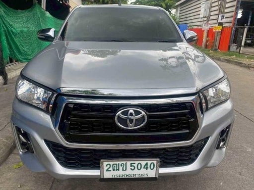 2017 TOYOTA Hilux