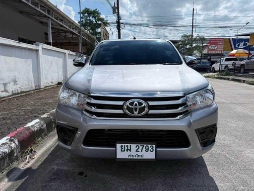 2019 TOYOTA Hilux