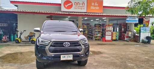 2020 TOYOTA Hilux