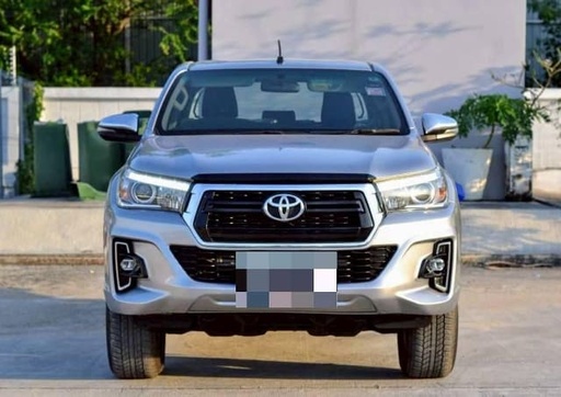 2019 TOYOTA Hilux, 