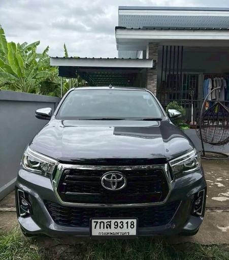 2018 TOYOTA Hilux