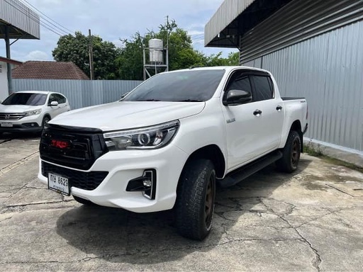 2018 TOYOTA Hilux