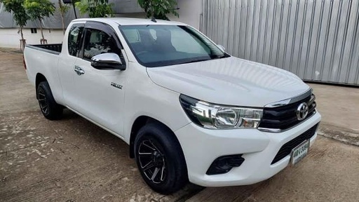2018 TOYOTA Hilux