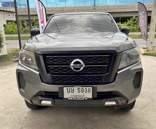 2022 NISSAN Navara