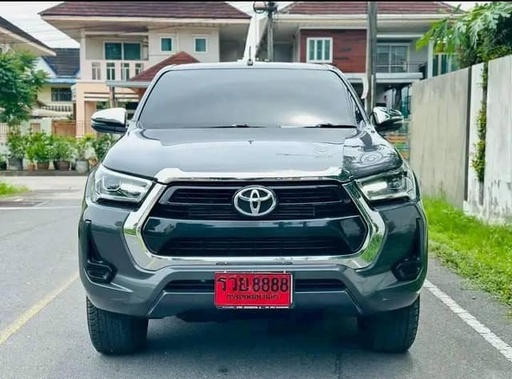 2022 TOYOTA Hilux