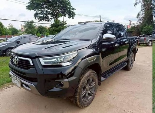 2022 TOYOTA Hilux