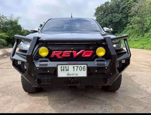 2023 TOYOTA Hilux