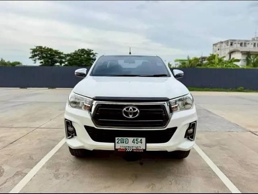 2020 TOYOTA Hilux