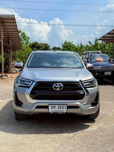 2022 TOYOTA Hilux