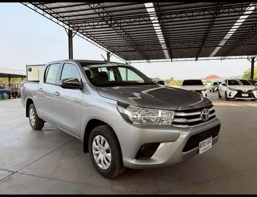 2017 TOYOTA Hilux