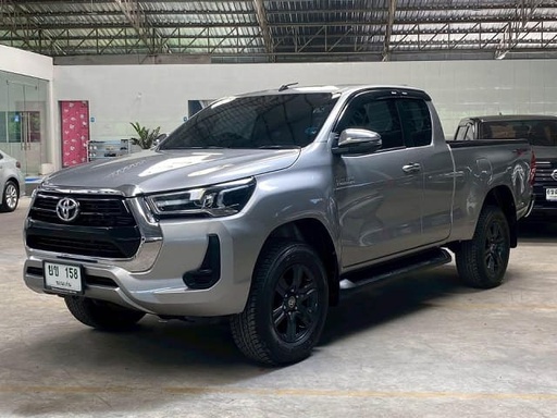 2022 TOYOTA Hilux, 