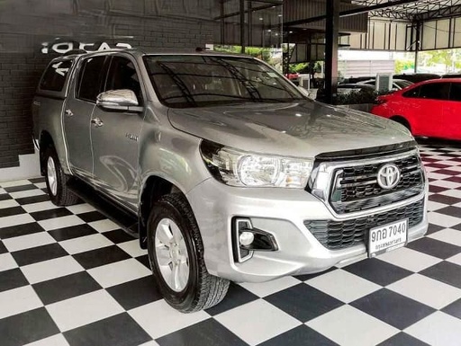2020 TOYOTA Hilux