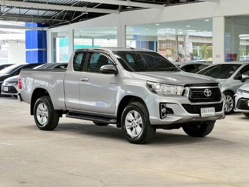 2018 TOYOTA Hilux