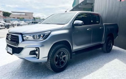 2018 TOYOTA Hilux
