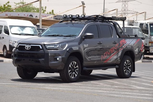 2021 TOYOTA Hilux