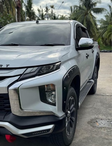 2021 MITSUBISHI Triton