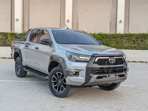 2020 TOYOTA Hilux