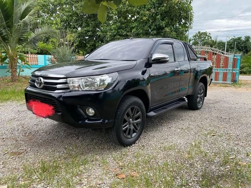 2017 TOYOTA Hilux
