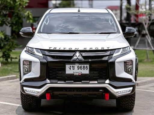 2022 MITSUBISHI Triton