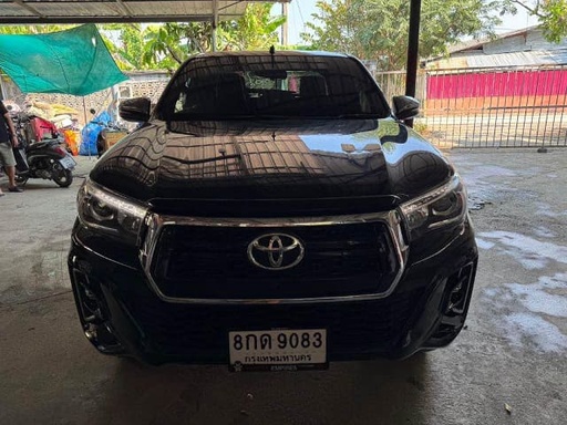 2019 TOYOTA Hilux