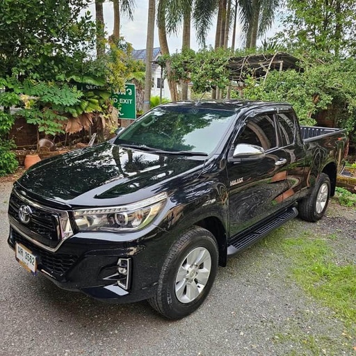 2018 TOYOTA Hilux