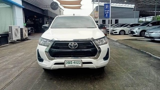2019 TOYOTA Hilux