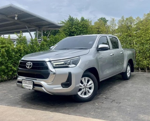 2022 TOYOTA Hilux