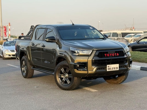 2020 TOYOTA Hilux