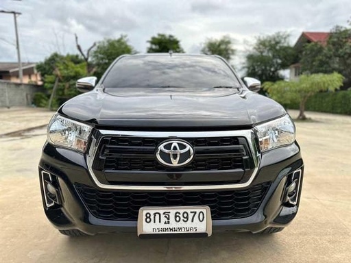 2019 TOYOTA Hilux
