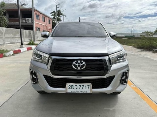2019 TOYOTA Hilux