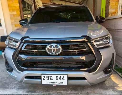 2021 TOYOTA Hilux
