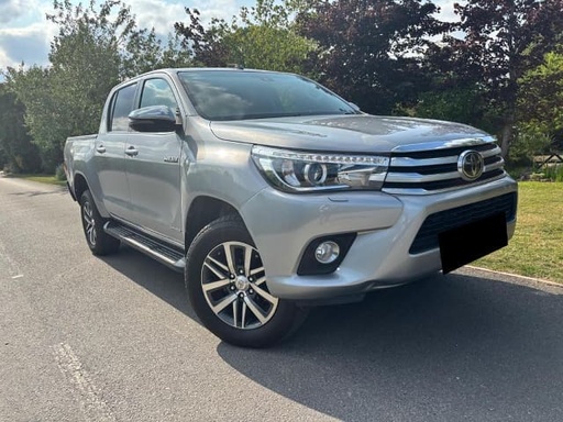2018 TOYOTA Hilux