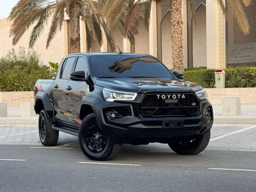 2022 TOYOTA Hilux Sports Pickup