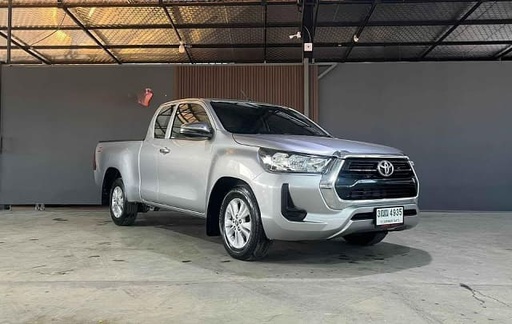 2021 TOYOTA Hilux