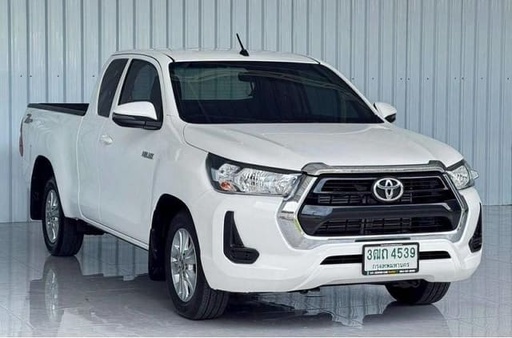 2022 TOYOTA Hilux
