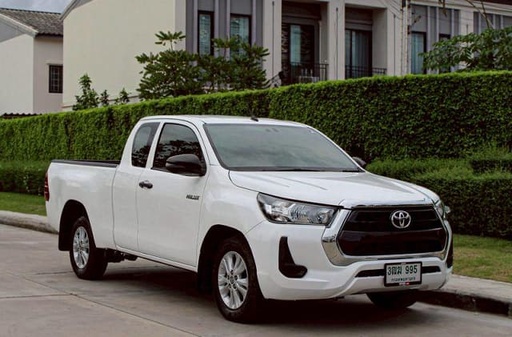 2021 TOYOTA Hilux