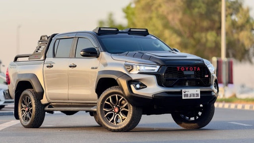 2022 TOYOTA Hilux