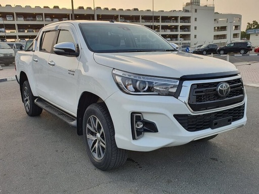 2019 TOYOTA Hilux