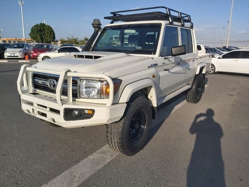 2018 TOYOTA Land Cruiser