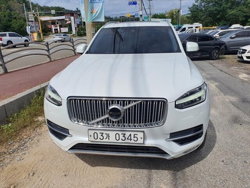 2017 VOLVO XC90