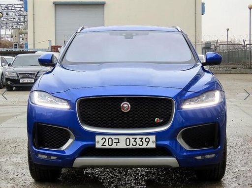 2017 JAGUAR F-PACE