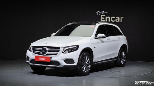 2019 MERCEDES-BENZ GLC-Class