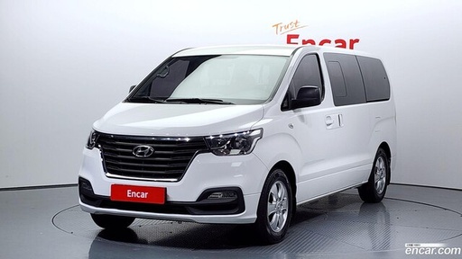 2018 HYUNDAI Starex