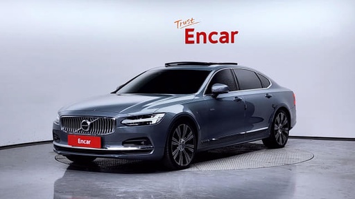 2023 VOLVO S90