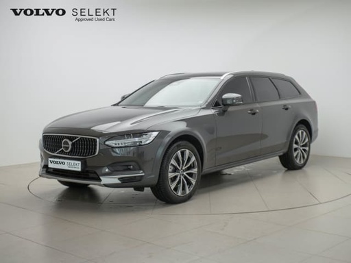 2023 VOLVO V90