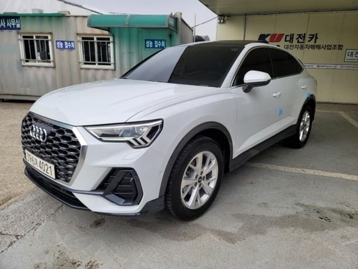 2022 AUDI Q3