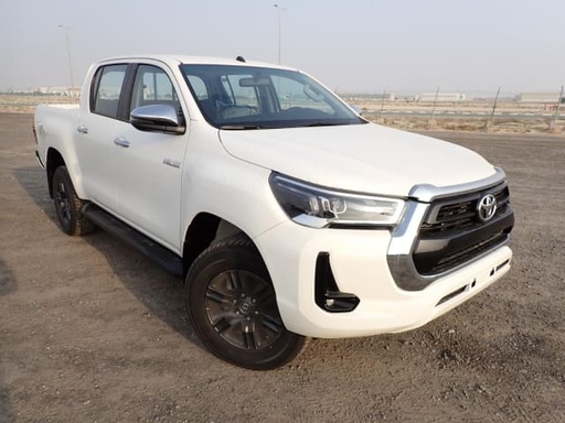 2024 TOYOTA Hilux