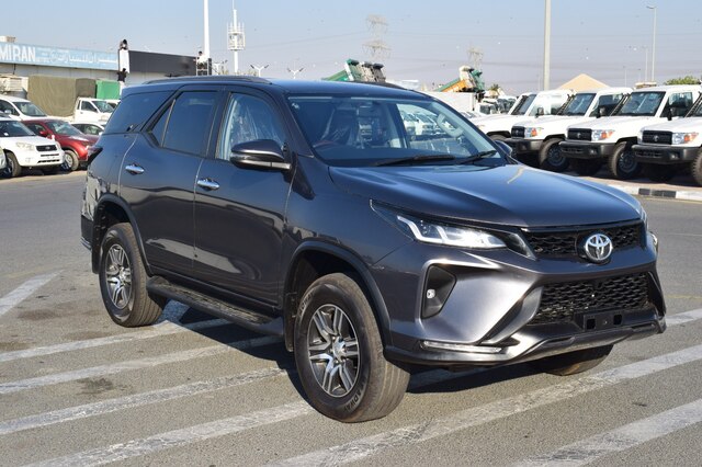 2019 TOYOTA Fortuner