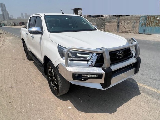 2020 TOYOTA Hilux