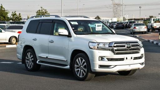 2017 TOYOTA Land Cruiser